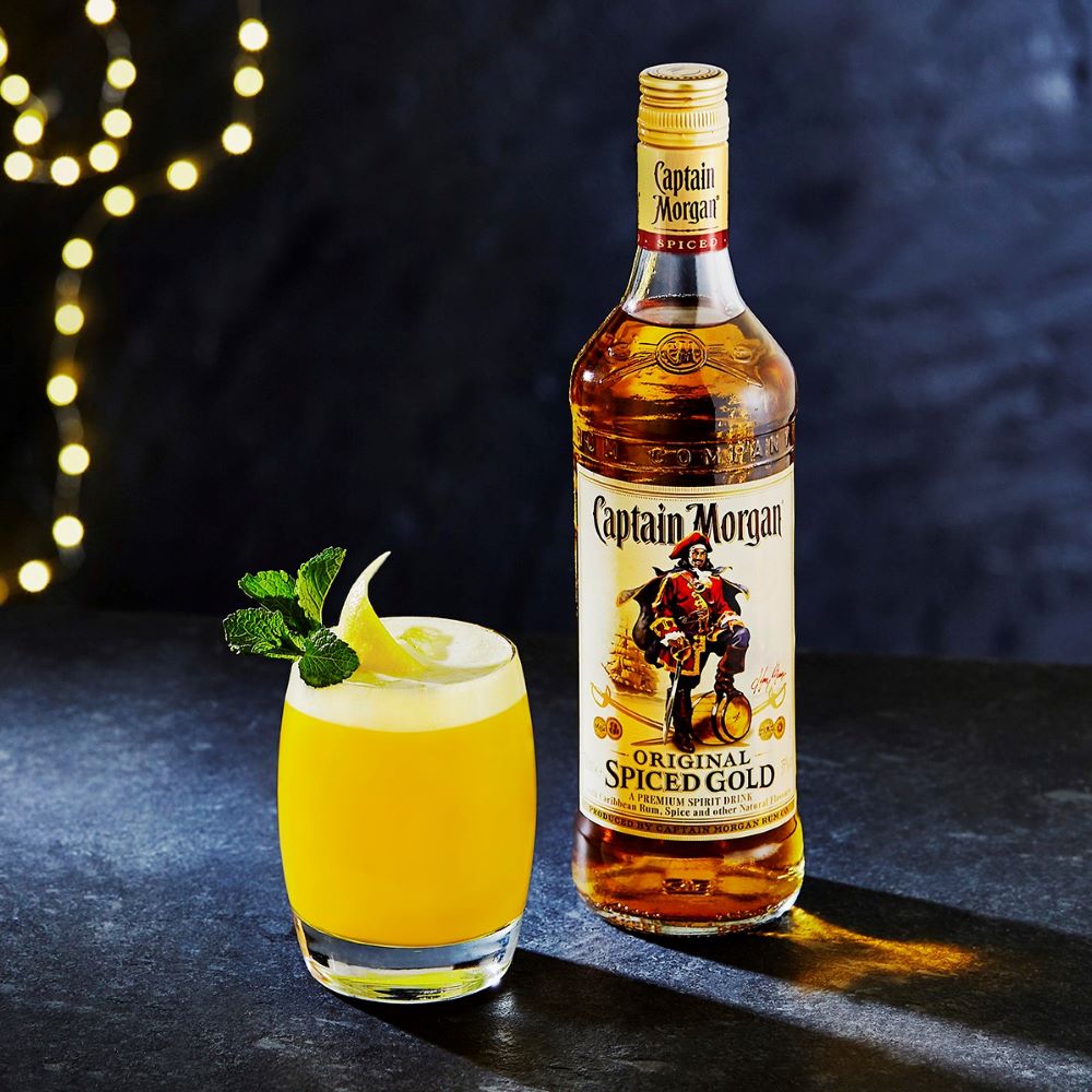 5970123_CaptainMorgan_TumericSour_Spiritsof17 (2) 5970123_CaptainMorgan_TumericSour_Spiritsof17 (2)