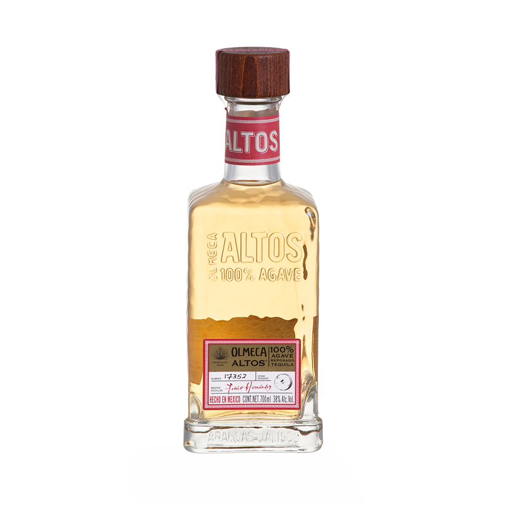 Tequila Olmeca Altos Reposado, la sticla de 0.7L, la cel mai bun pret, disponibil cu livrare imediata in Sibiu si in toata Romania