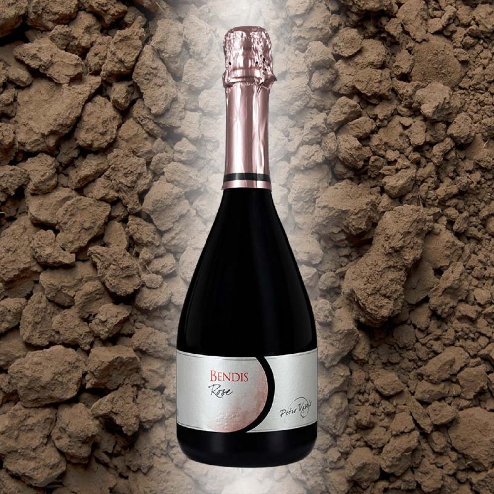 Ofertă 5+1 gratis Petro Vaselo Bendis Rose la sticla de 0.75L, la cel mai bun pret, disponibil cu livrare imediata in Sibiu si in toata Romania